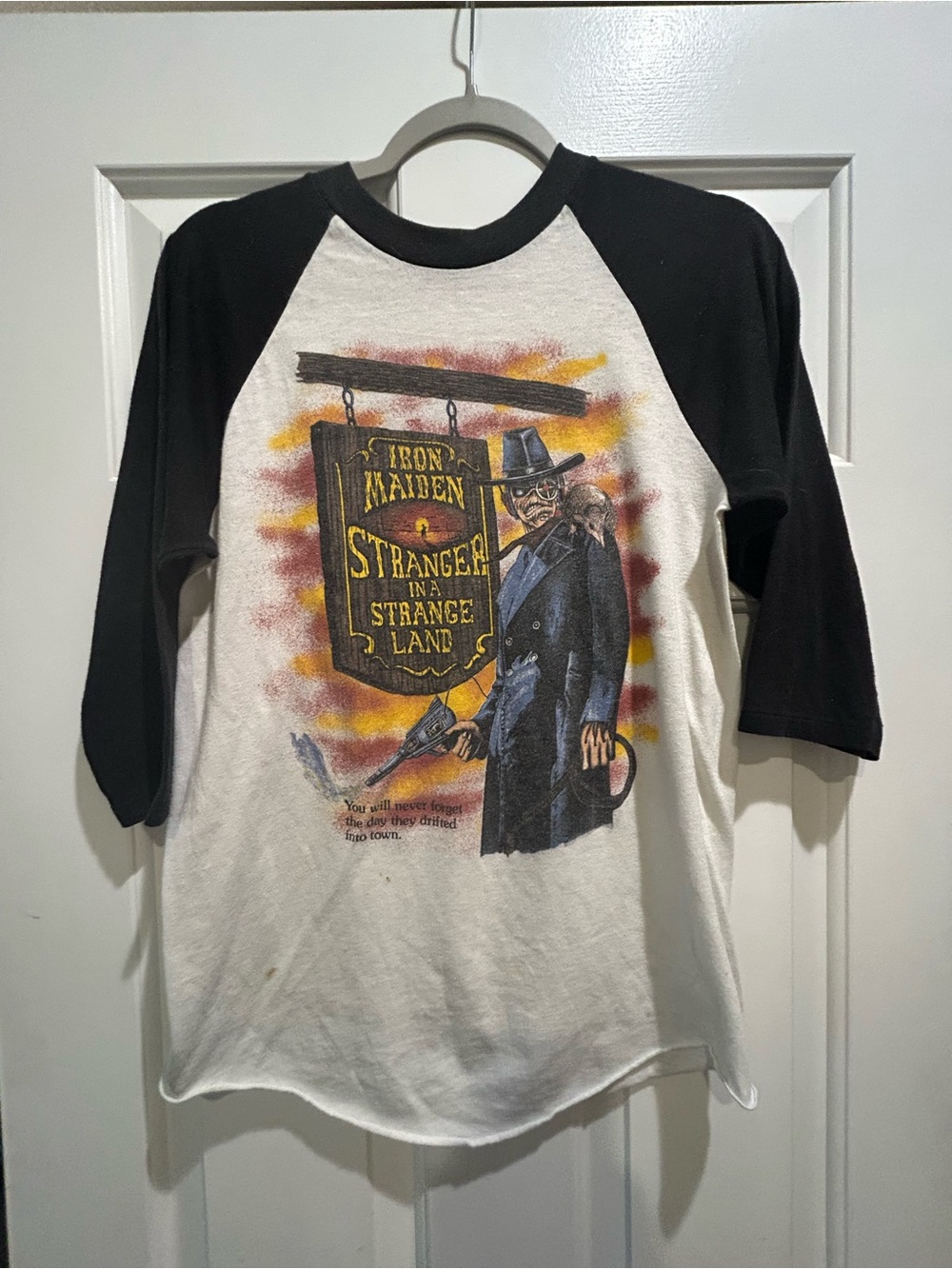 'Stranger in a Strange Land' Iron Maiden 1987 concert VINTAGE